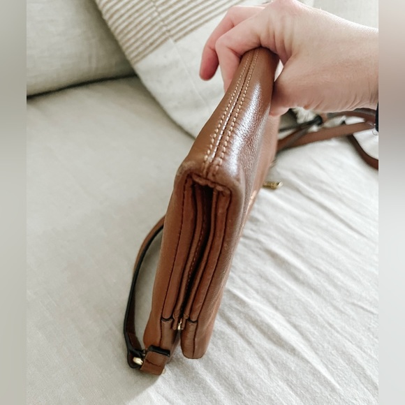 Michael Kors crossbody purse - Picture 7 of 14